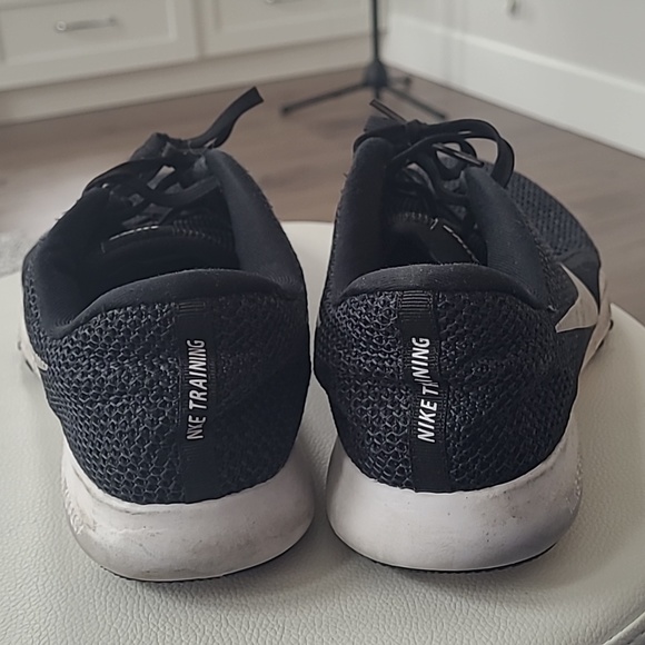 Nike Flex Training Shoe - Picture 2 of 4